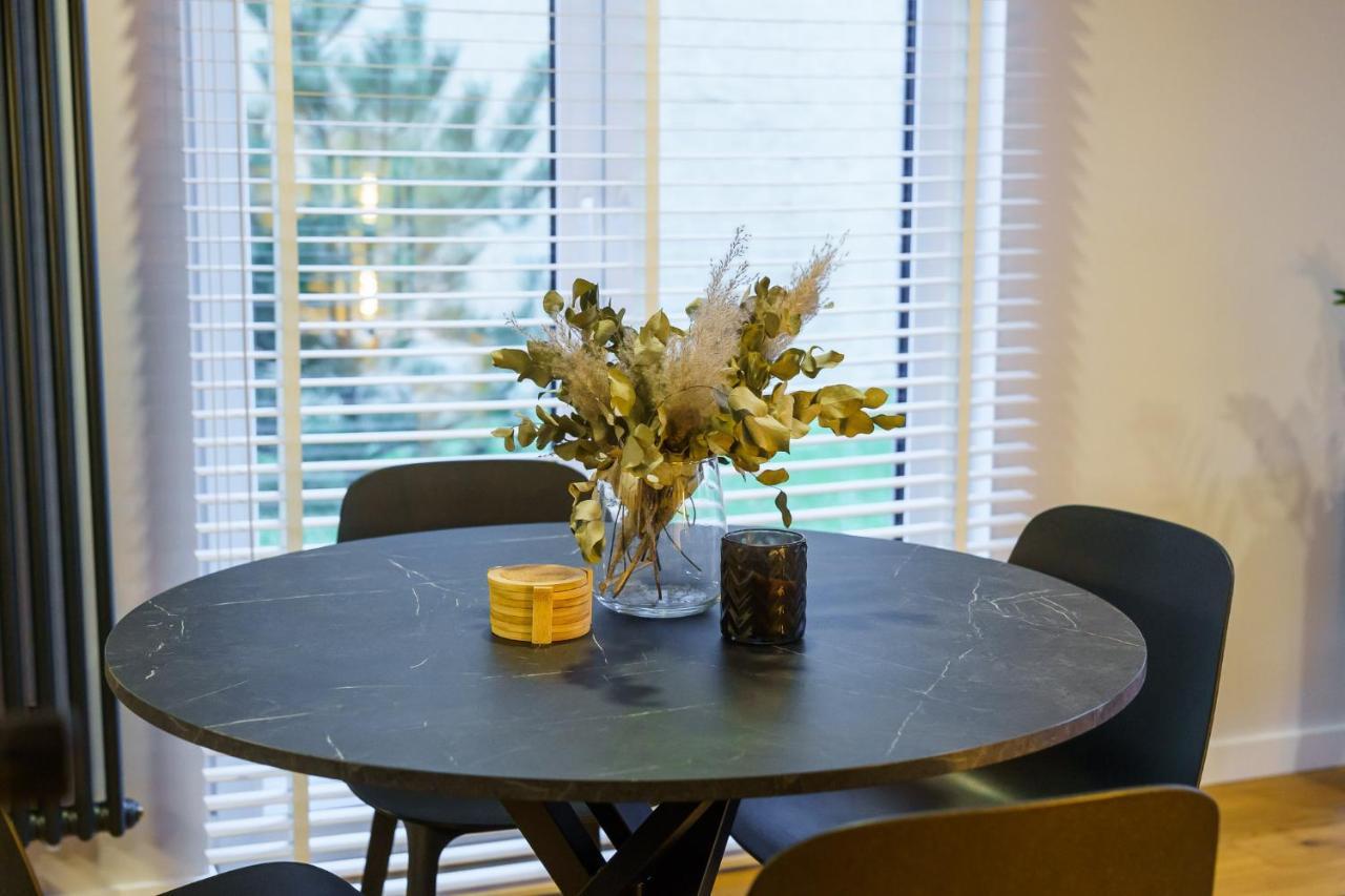 Apartament Deluxe Black Orchid Baltic Concept ジビジノ エクステリア 写真