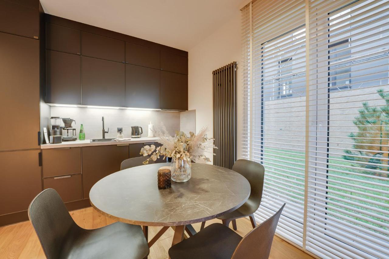 Apartament Deluxe Black Orchid Baltic Concept ジビジノ エクステリア 写真